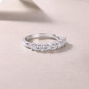 Lueur d’Amour — 0.7ct Certified Moissanite Silver Ring