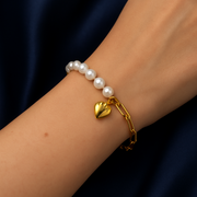 Lumière d’Amour — 925 Sterling Silver Pearl Heart Bracelet (White & 14K Gold Finish)