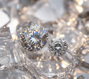 Moissanite vs Diamond: The Sparkling Truth You Need to Know