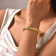 Aurora Classic Loop — 18K Gold Plated Bangle